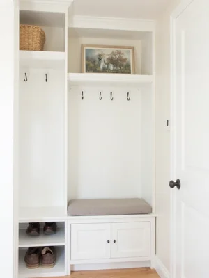 Simple Mudroom Design